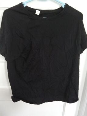 Amazon Black Short-Sleeve Crewneck T-Shirt